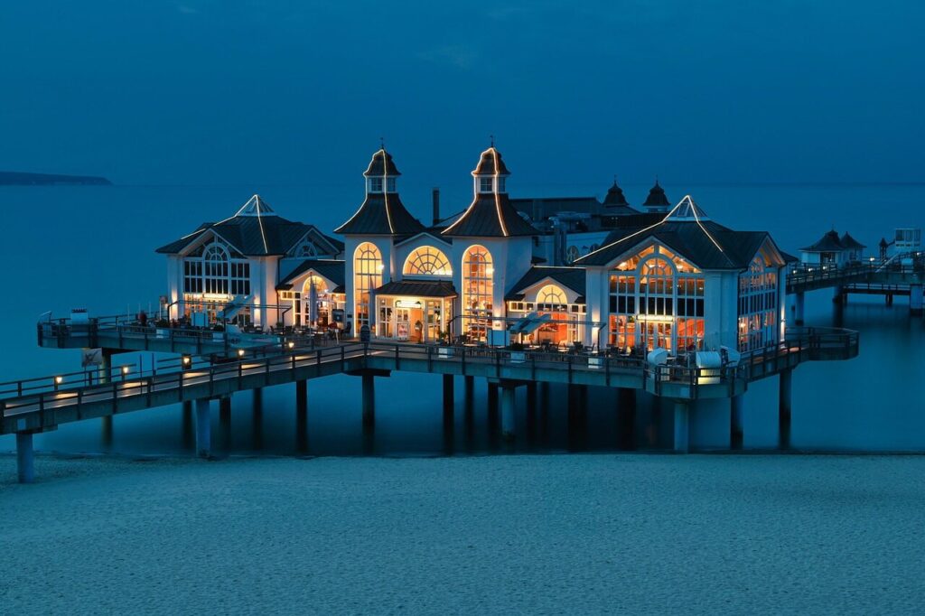 resort, nature, beach, seaside resort, restaurant, sea bridge, sellin, baltic sea, rügen, architecture, pier